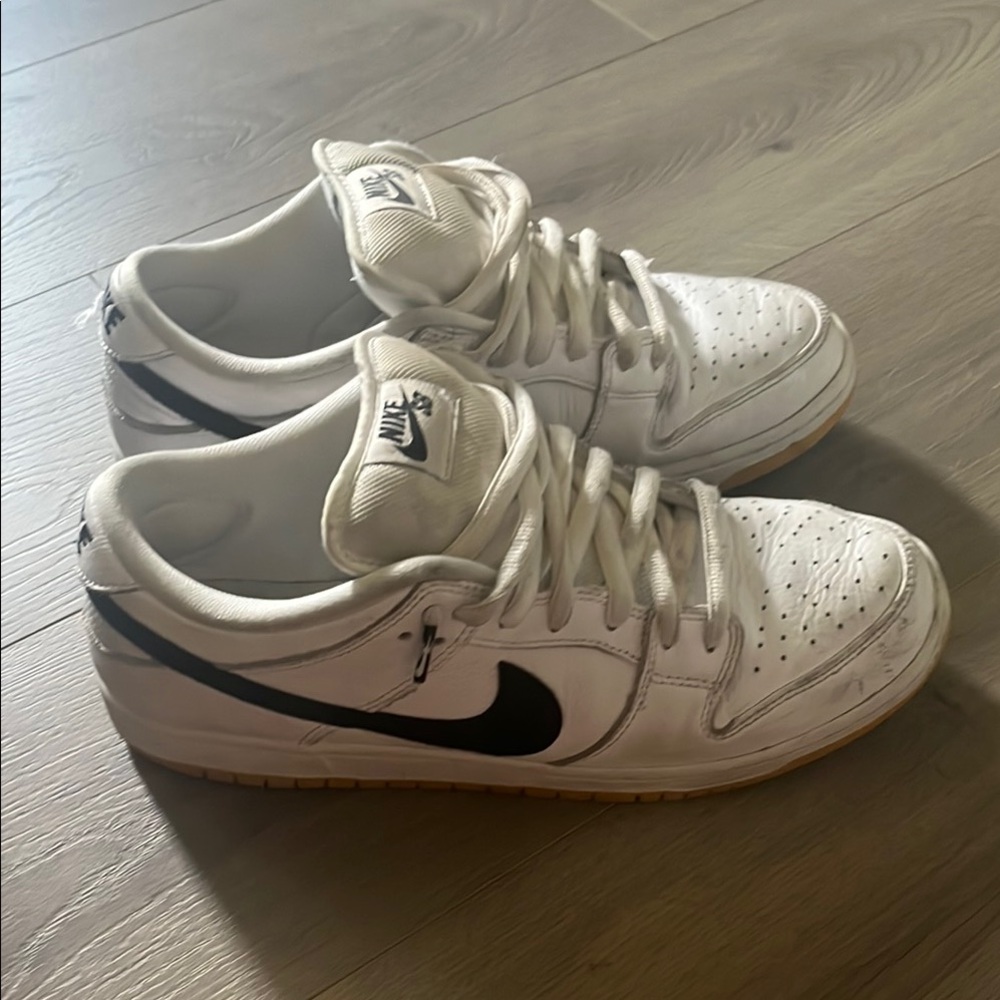 Nike Dunk SB Low White/Gum
